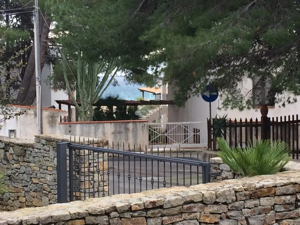 度假居 Villa Giuliana 圣维托罗卡波